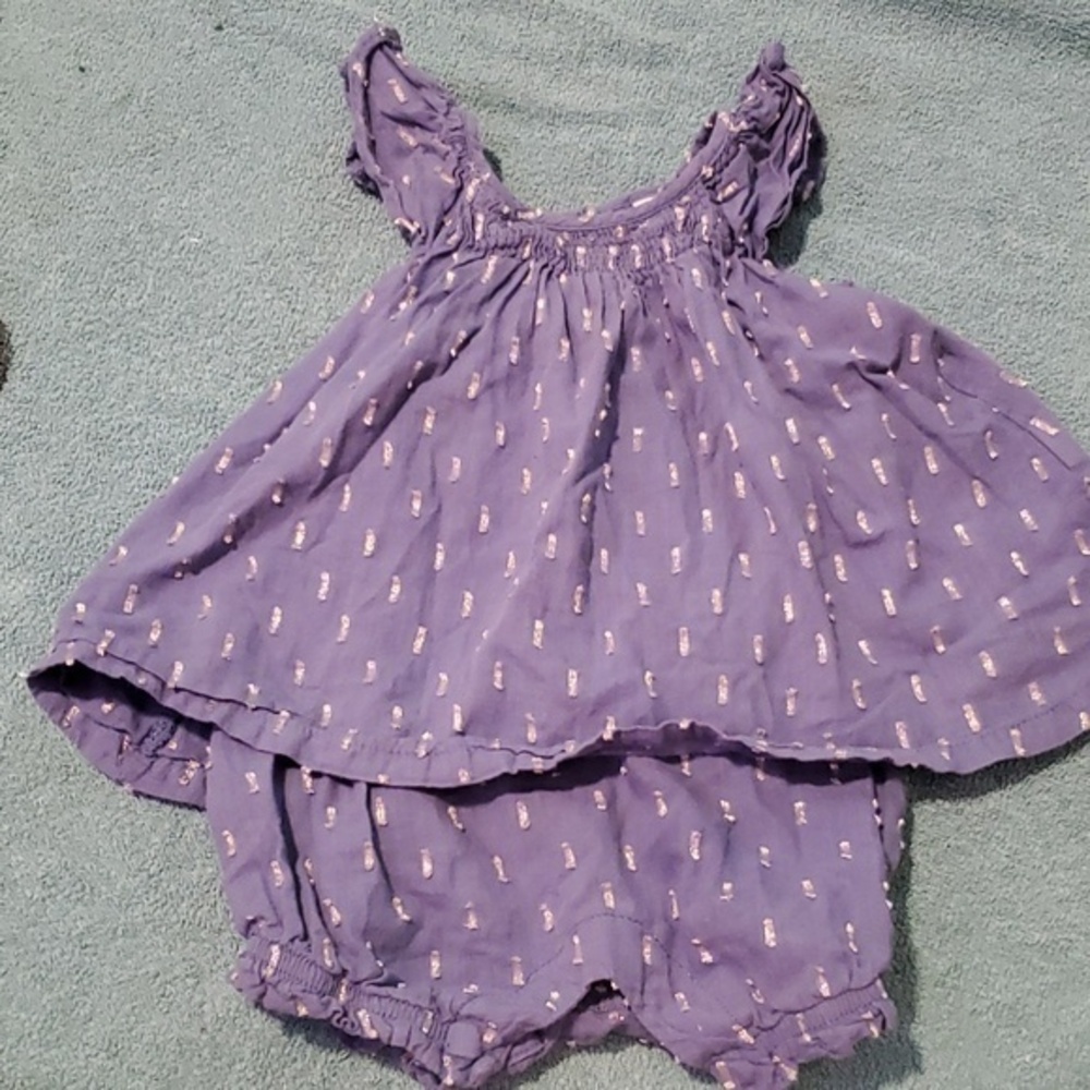 🐻    First Impressions outfit size 0-3 months